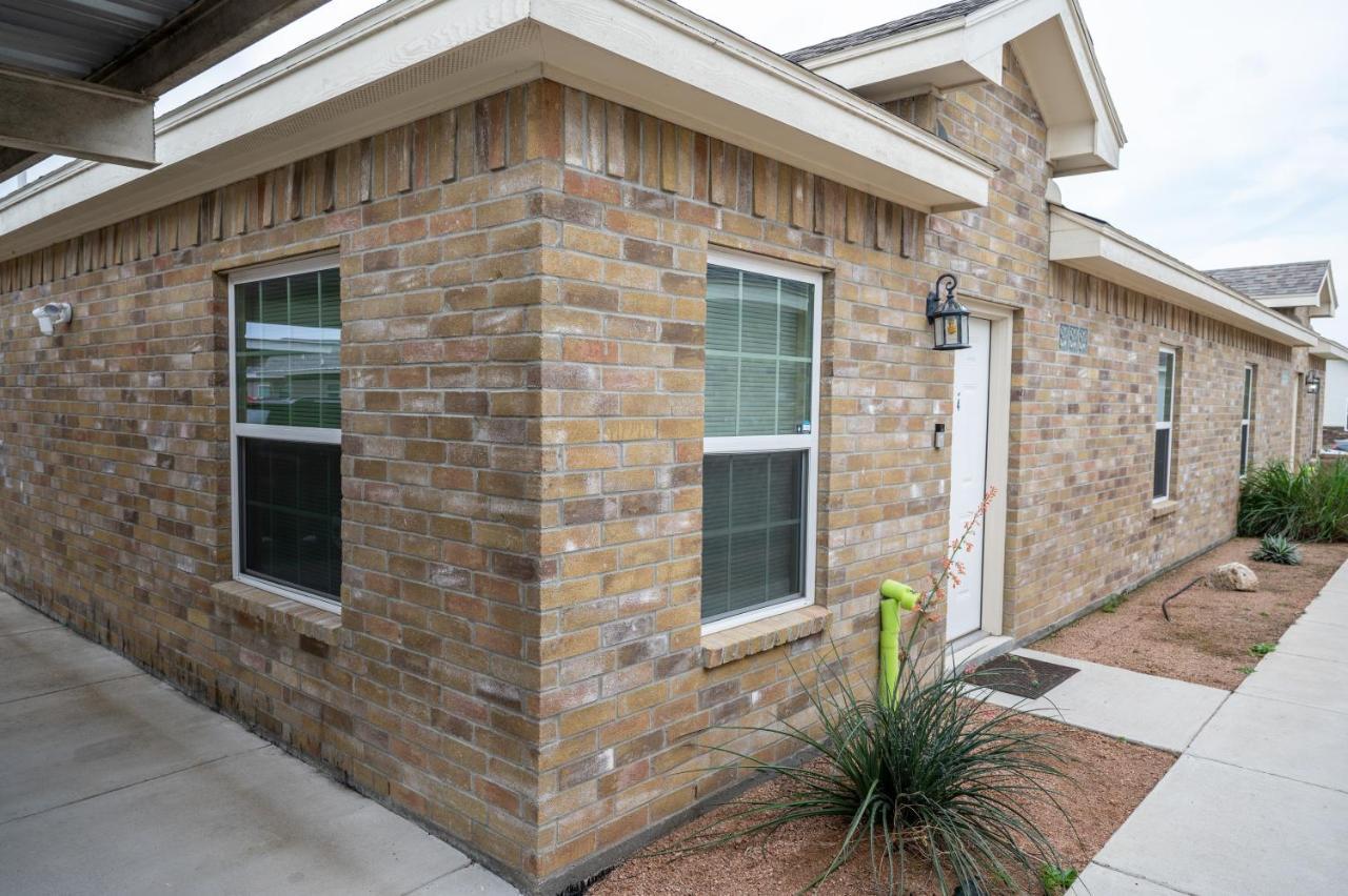 Fabulous King Size Bed In A Gated Neighborhood! Edinburg Exterior foto